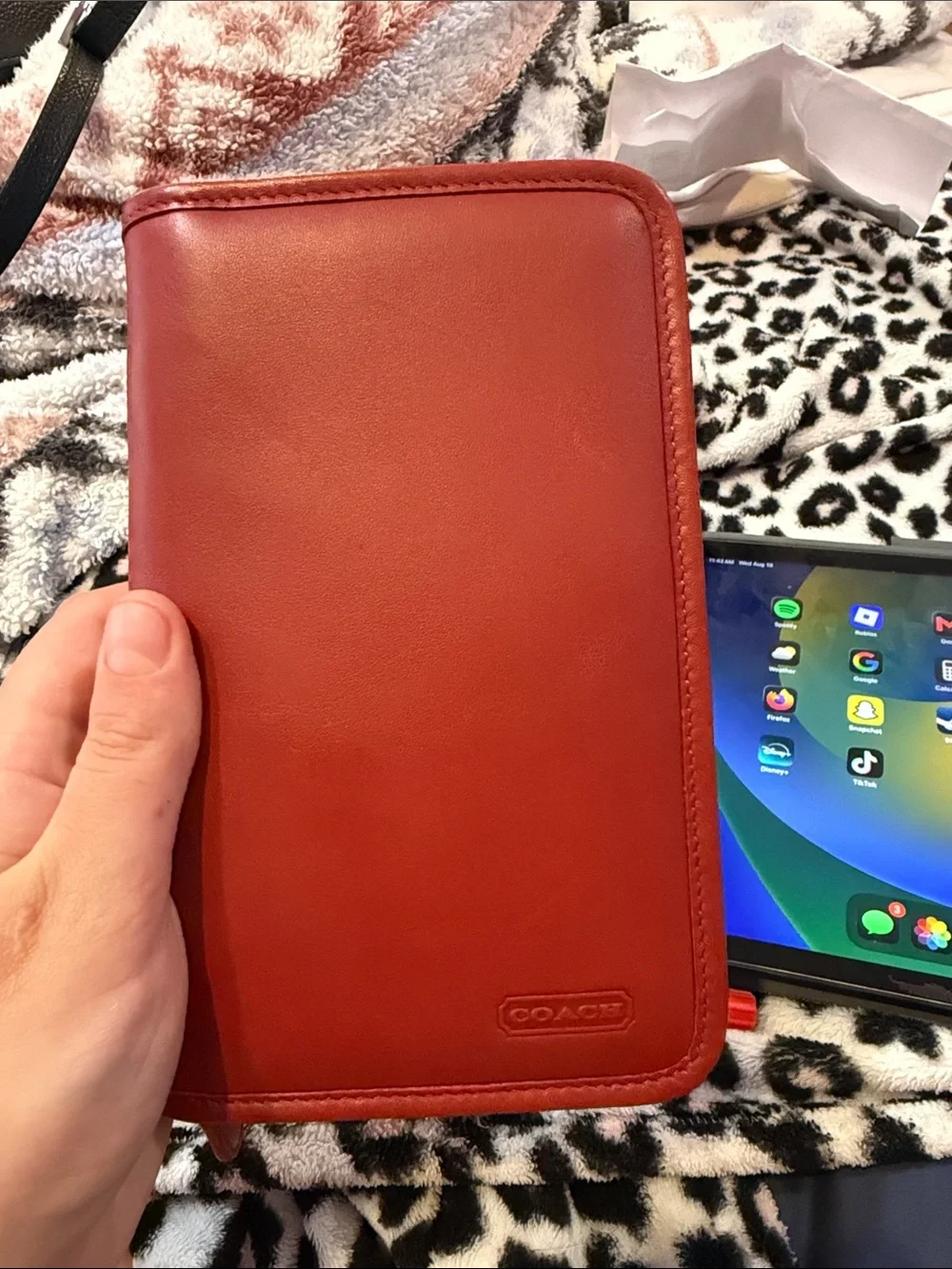 Vintage Coach Red Glove-Tanned Leather Zip Around Travel Wallet Organizer
